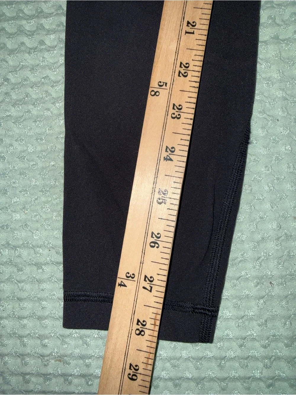 lululemon athletica sleek black